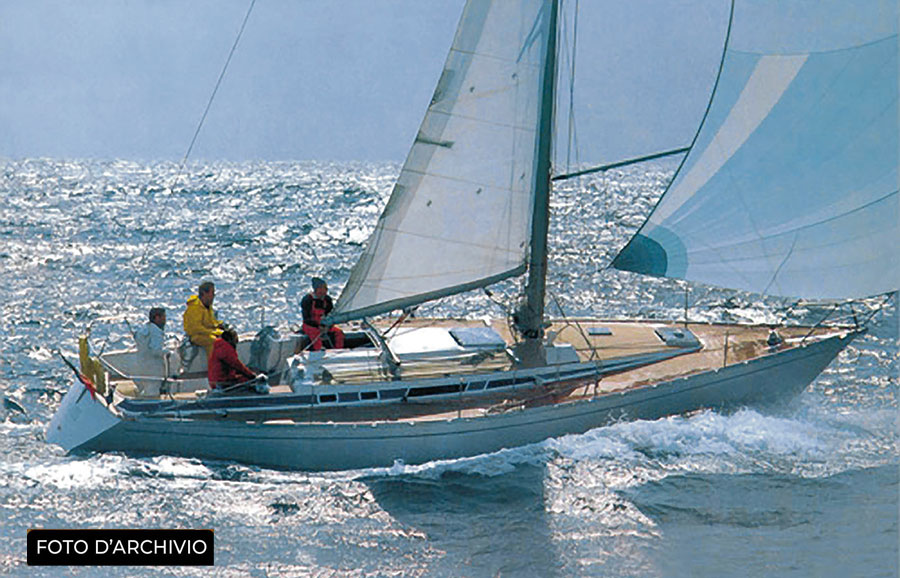 Grand Soleil 39